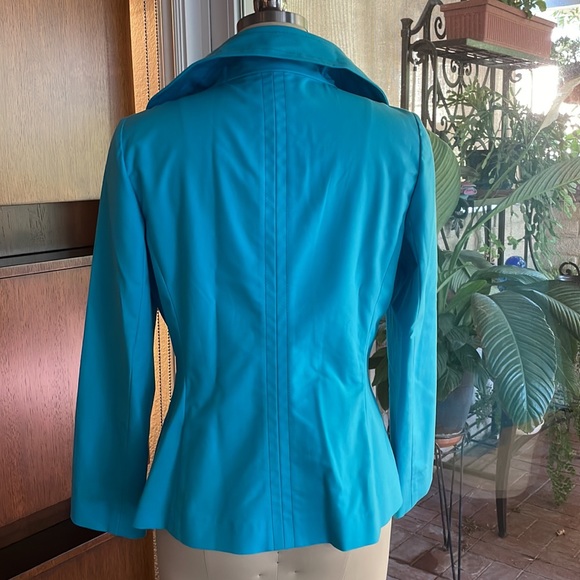 Lafayette turquoise jacket. - Picture 2 of 4